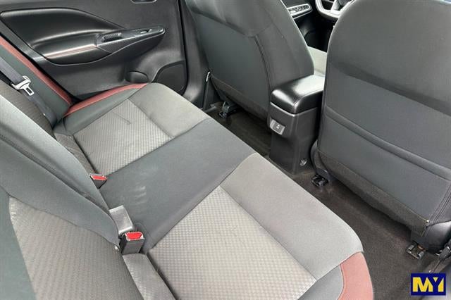 2024 Nissan Versa SR
