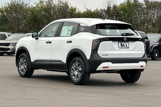 2026 Nissan Kicks S