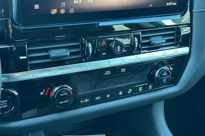 2026 Nissan Pathfinder SV