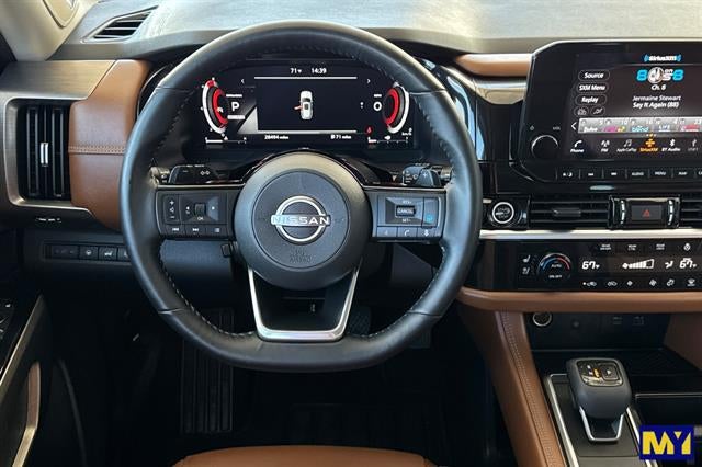 2023 Nissan Pathfinder Platinum