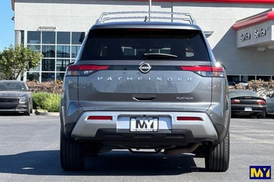 2023 Nissan Pathfinder Platinum
