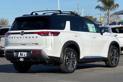 2026 Nissan Pathfinder Platinum