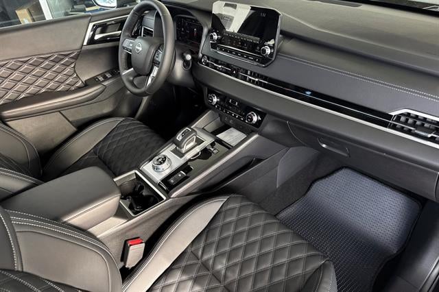 2026 Nissan Rogue Plug-In Hybrid Platinum