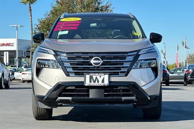 2025 Nissan Rogue Platinum