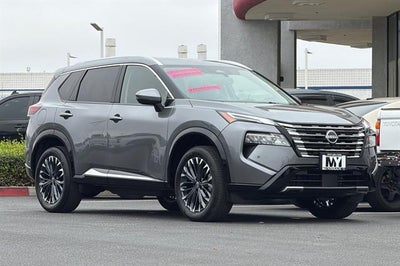 2025 Nissan Rogue Platinum