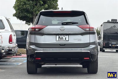 2025 Nissan Rogue Platinum