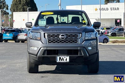 2023 Nissan Frontier SV